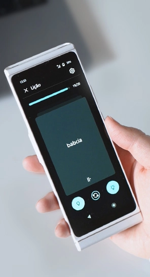 Demonstracja możliwości nauki języków z Vasco Translator V4.